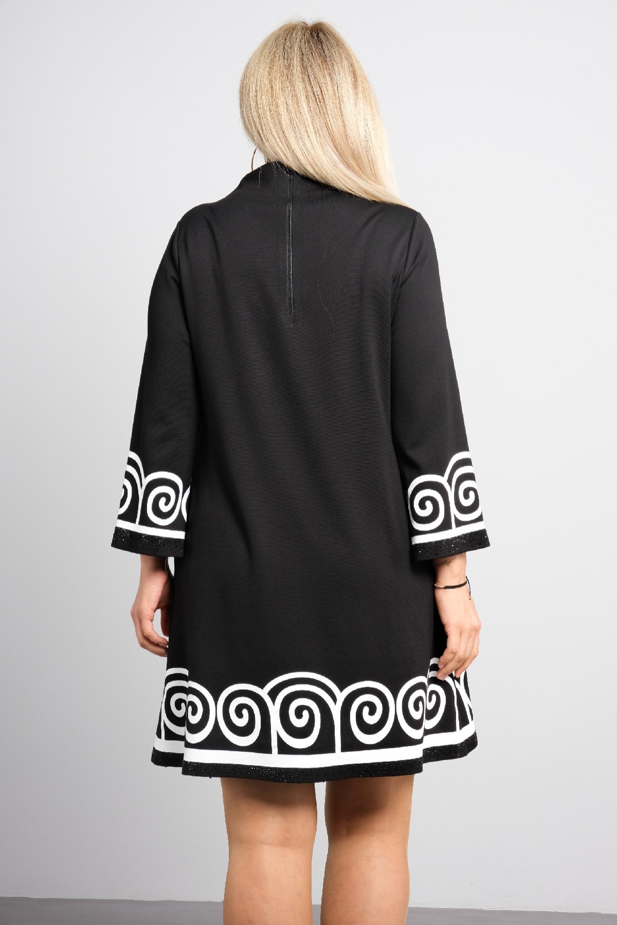 Casual Dresses-Black