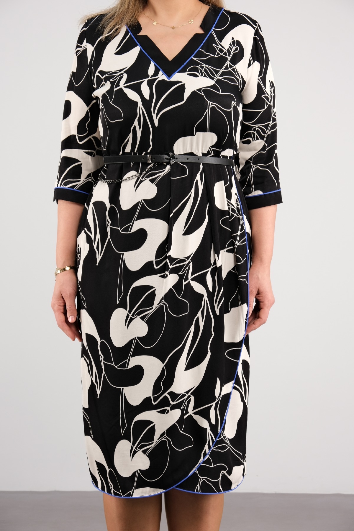 Casual Dresses-Black