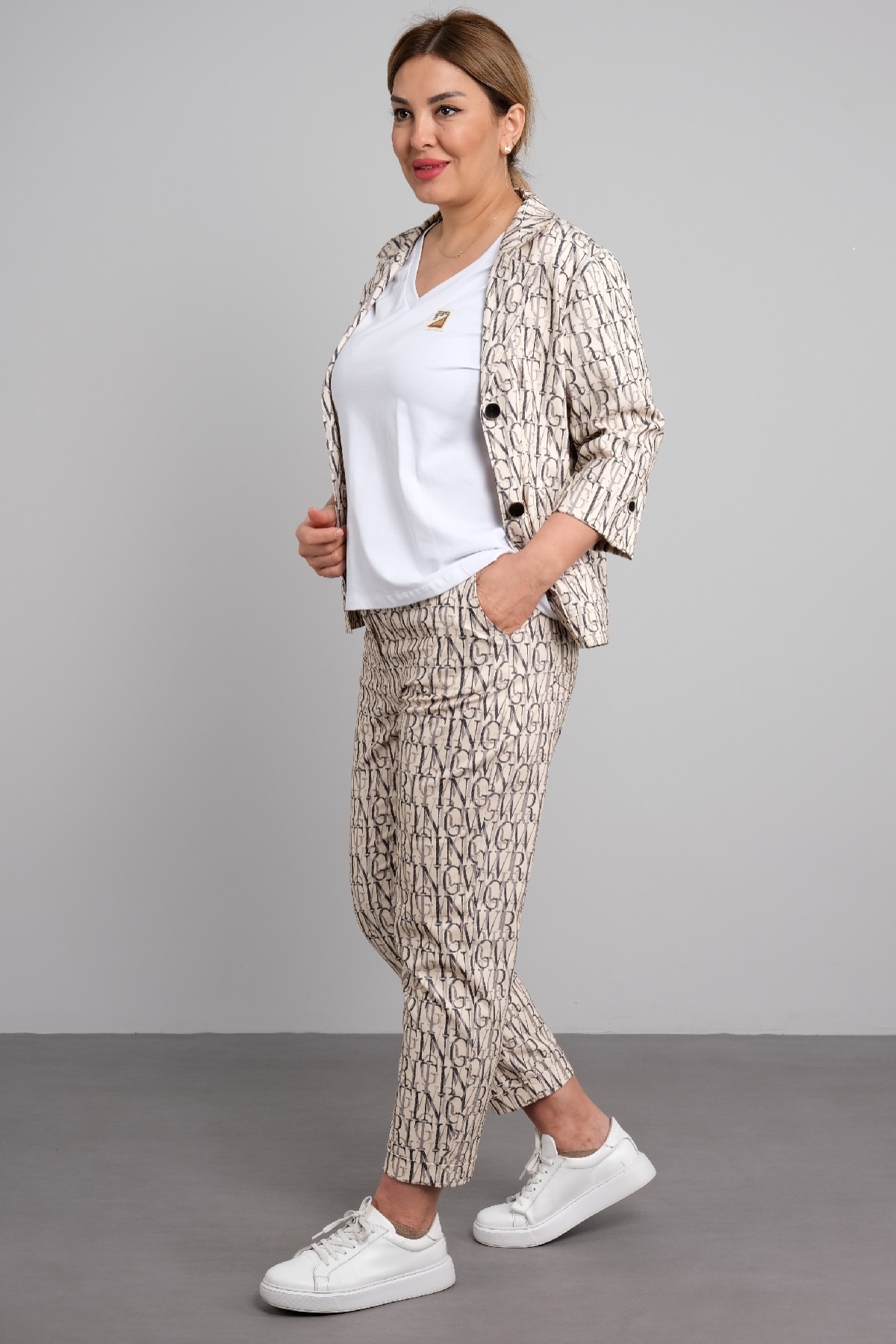 Women's 3 Piece Suits-Beige