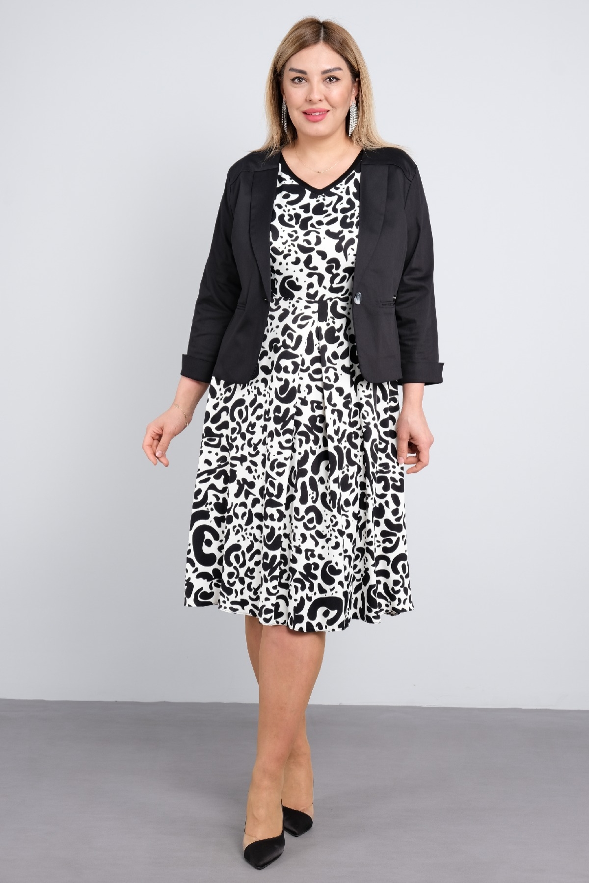 Casual Dresses-Black