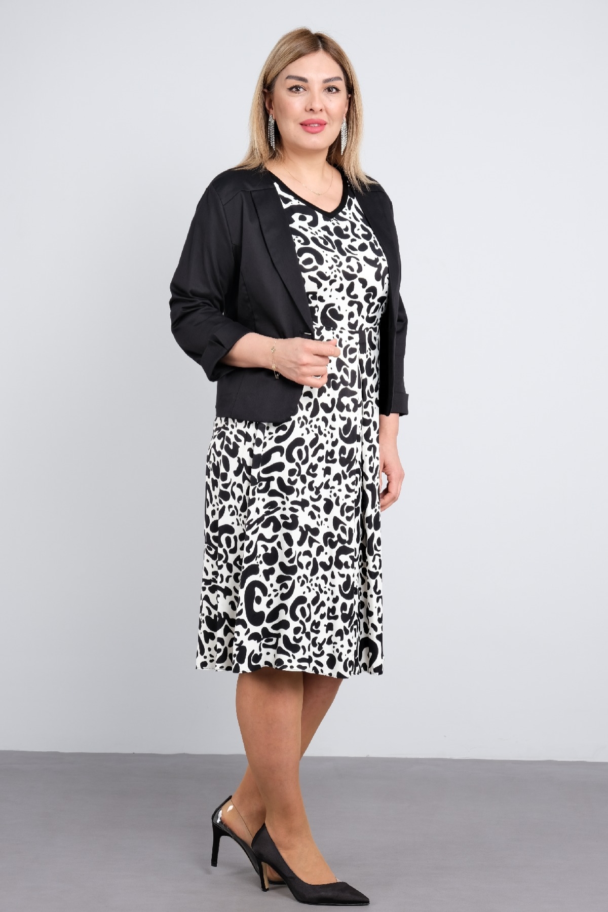 Casual Dresses-Black