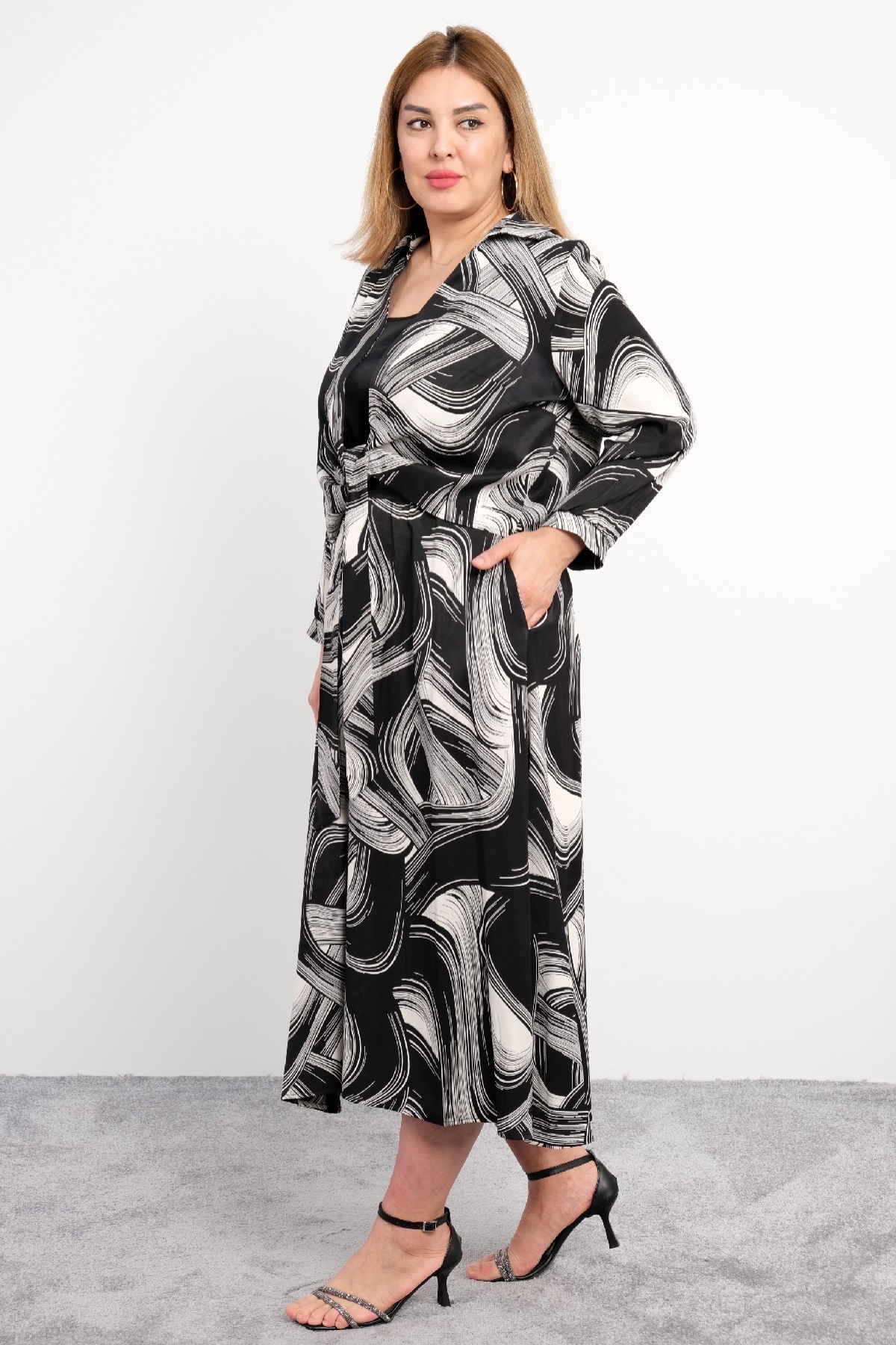 Women's 3 Piece Suits-Black