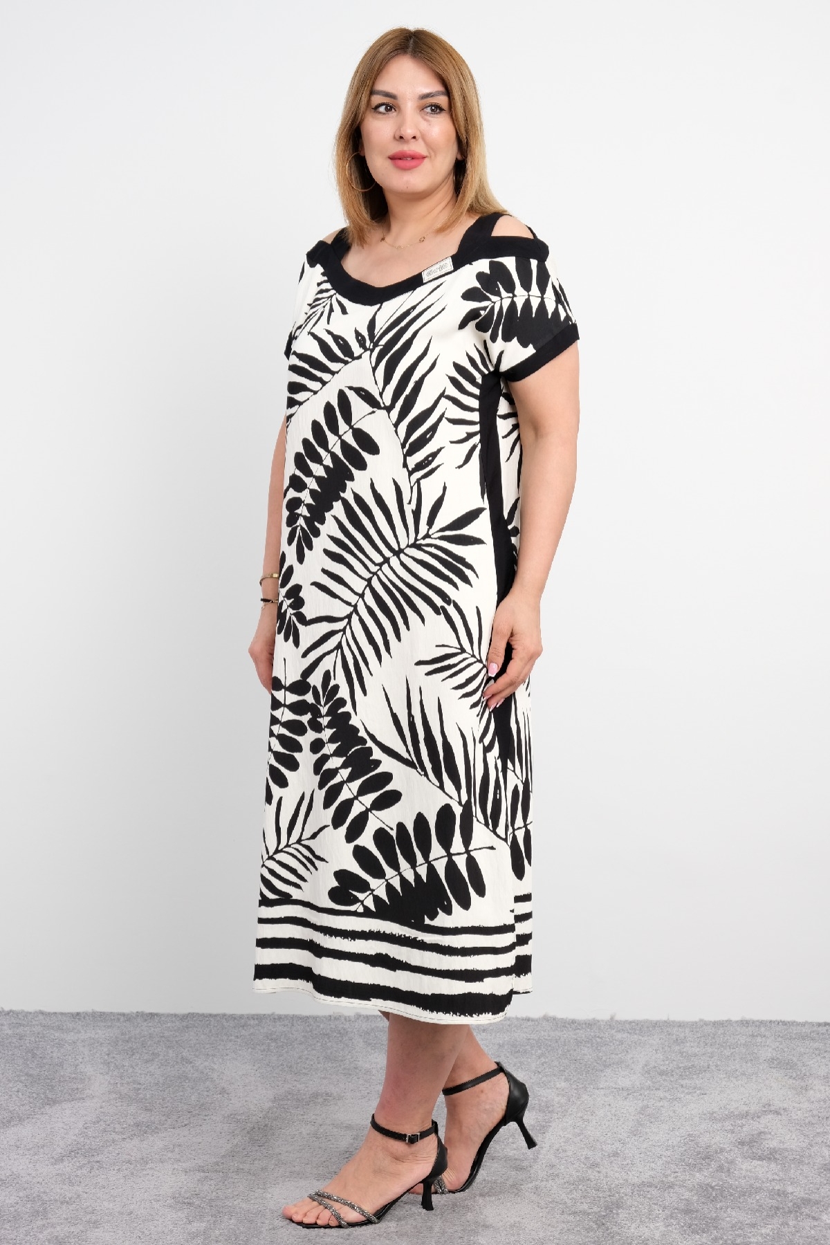 Casual Dresses-Black