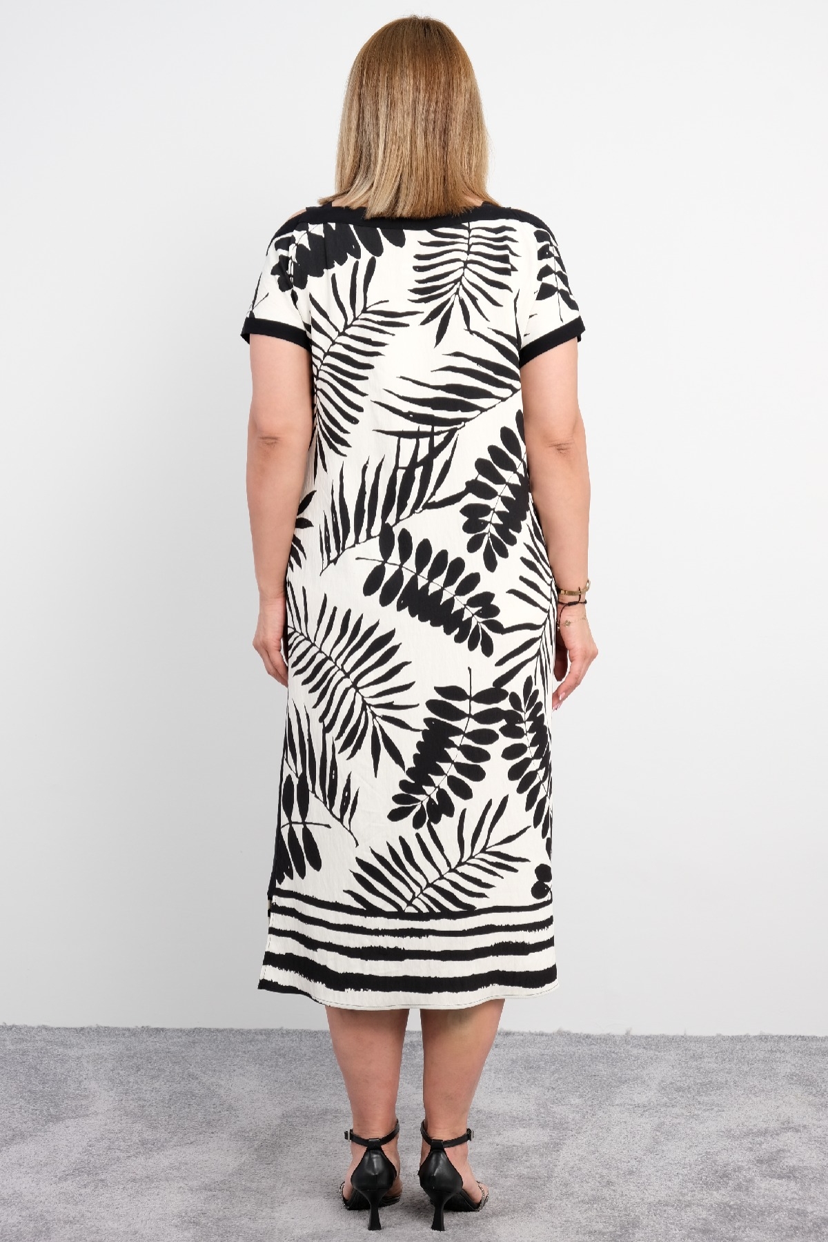 Casual Dresses-Black