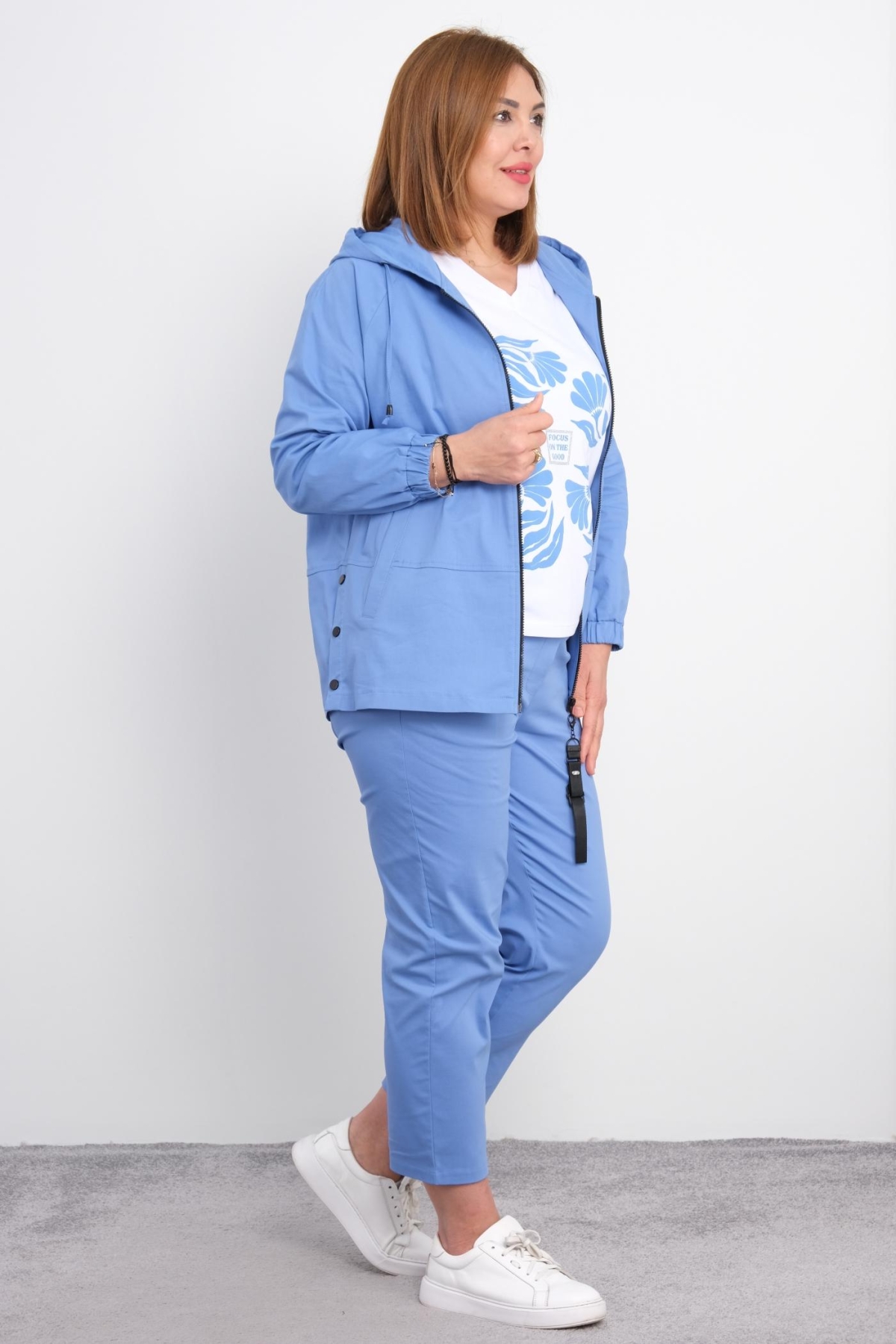 Plus Size Womens Three-Piece Sports Set-Indigo