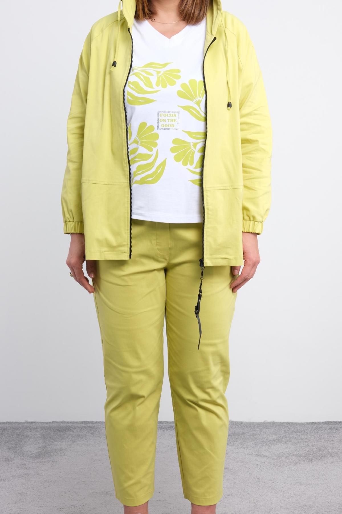 Plus Size Womens Three-Piece Sports Set-Yellow