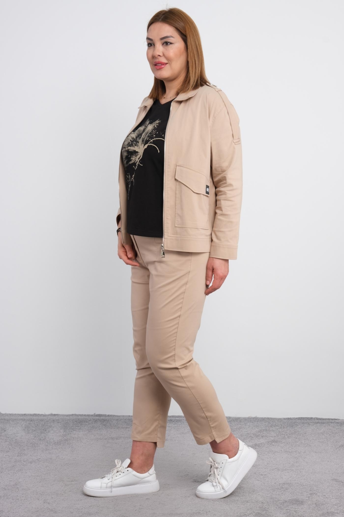 Plus Size Womens Three-Piece Sports Set-Beige
