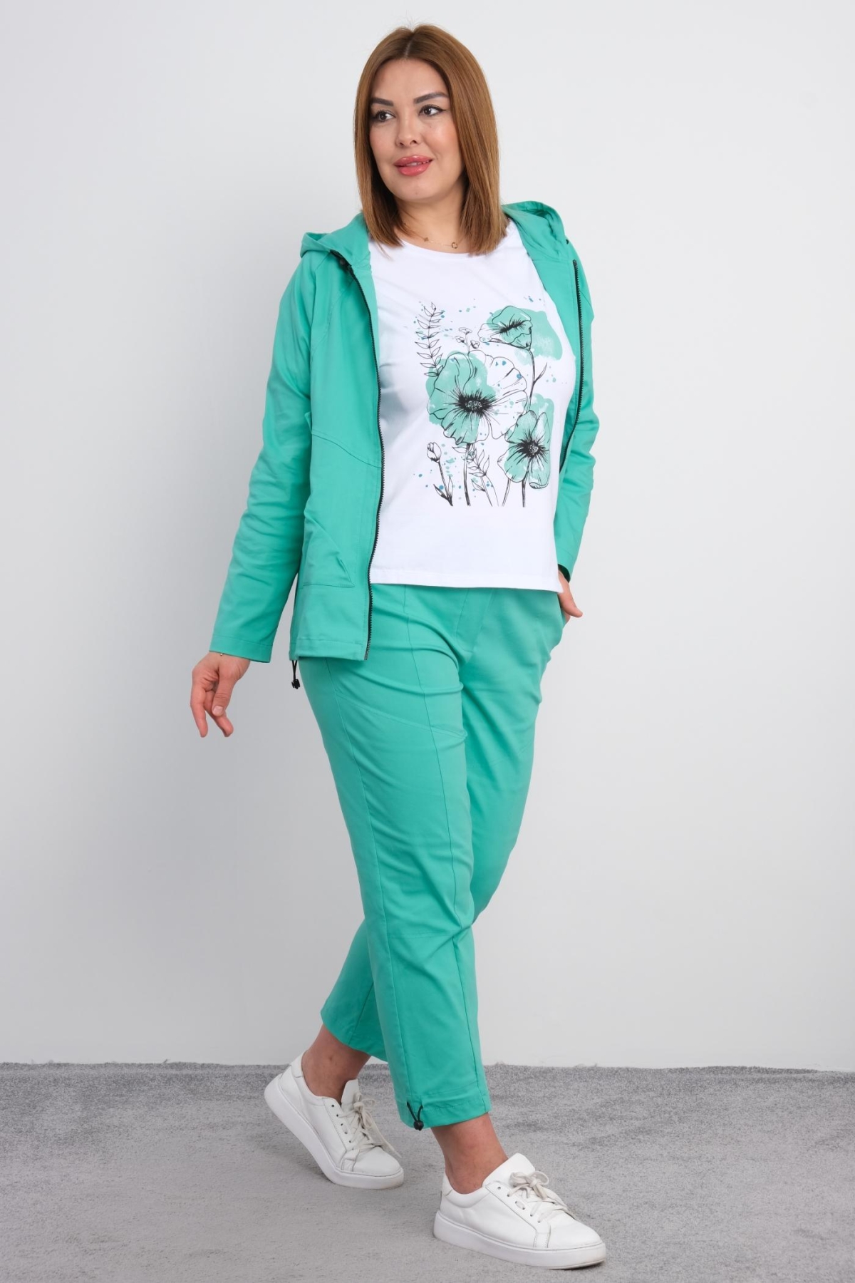Plus Size Womens Three-Piece Sports Set-Turquoise