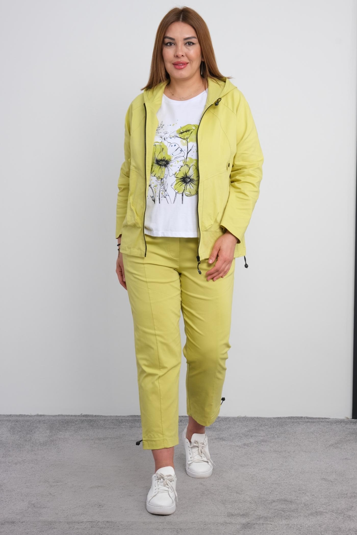 Plus Size Womens Three-Piece Sports Set-Yellow