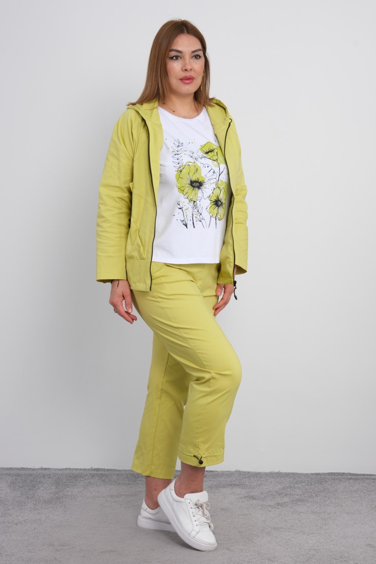Plus Size Womens Three-Piece Sports Set-Yellow