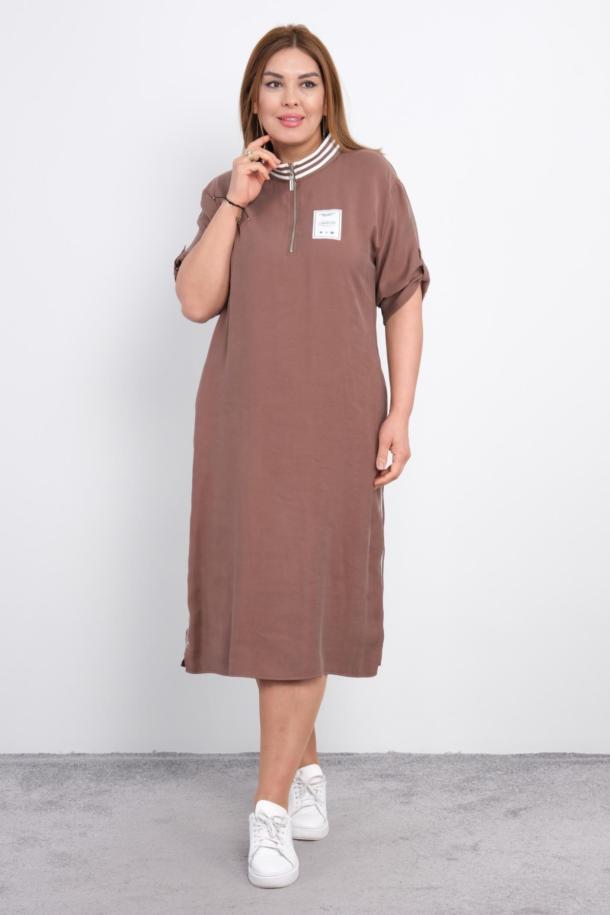Plus Size Sports Dress-Brown
