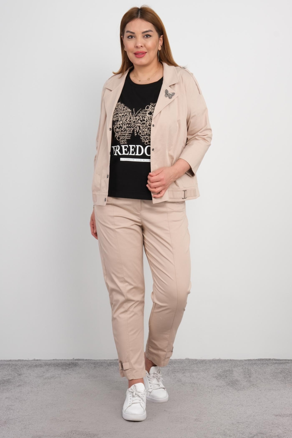 Plus Size Womens Three-Piece Sports Set-Beige