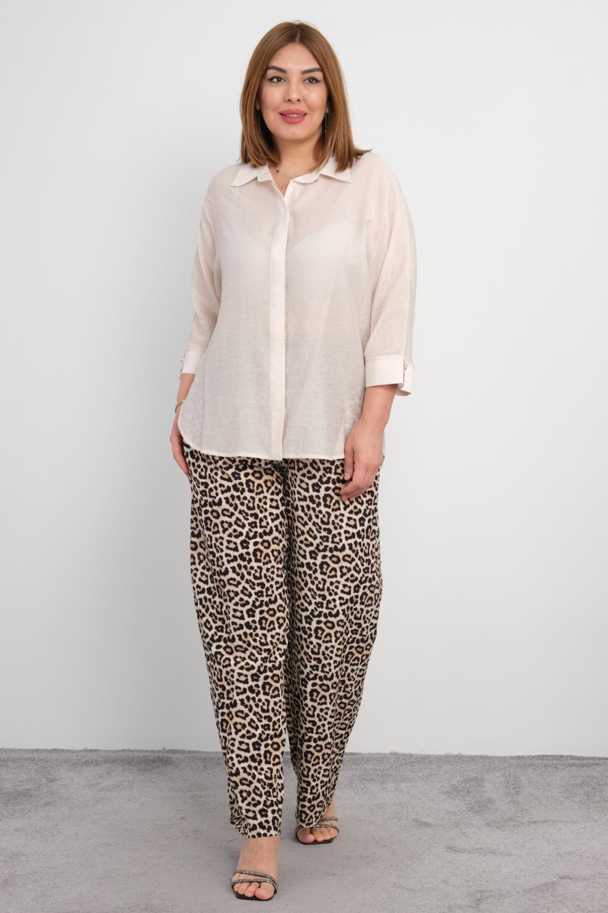 Plus Size Blouse and Pants Set-Brown