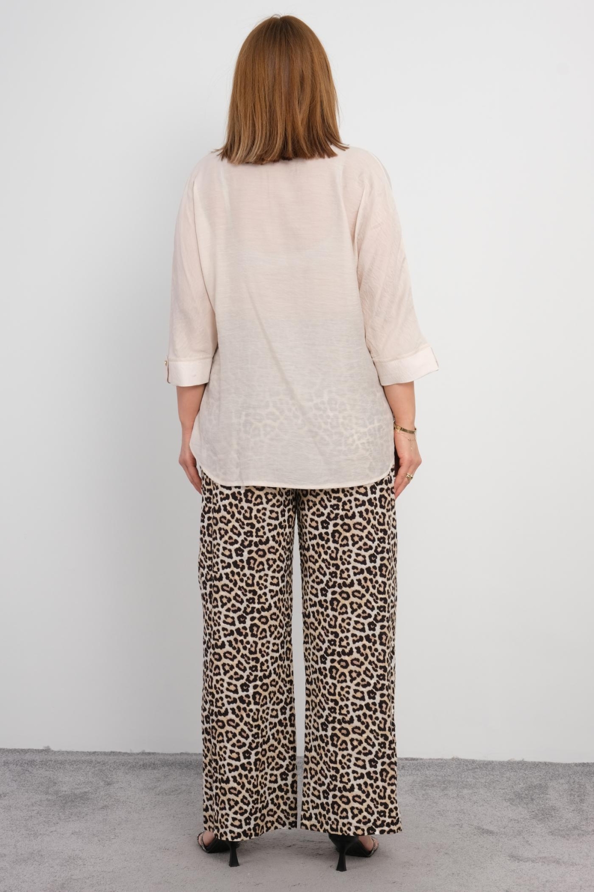 Plus Size Blouse and Pants Set-Brown