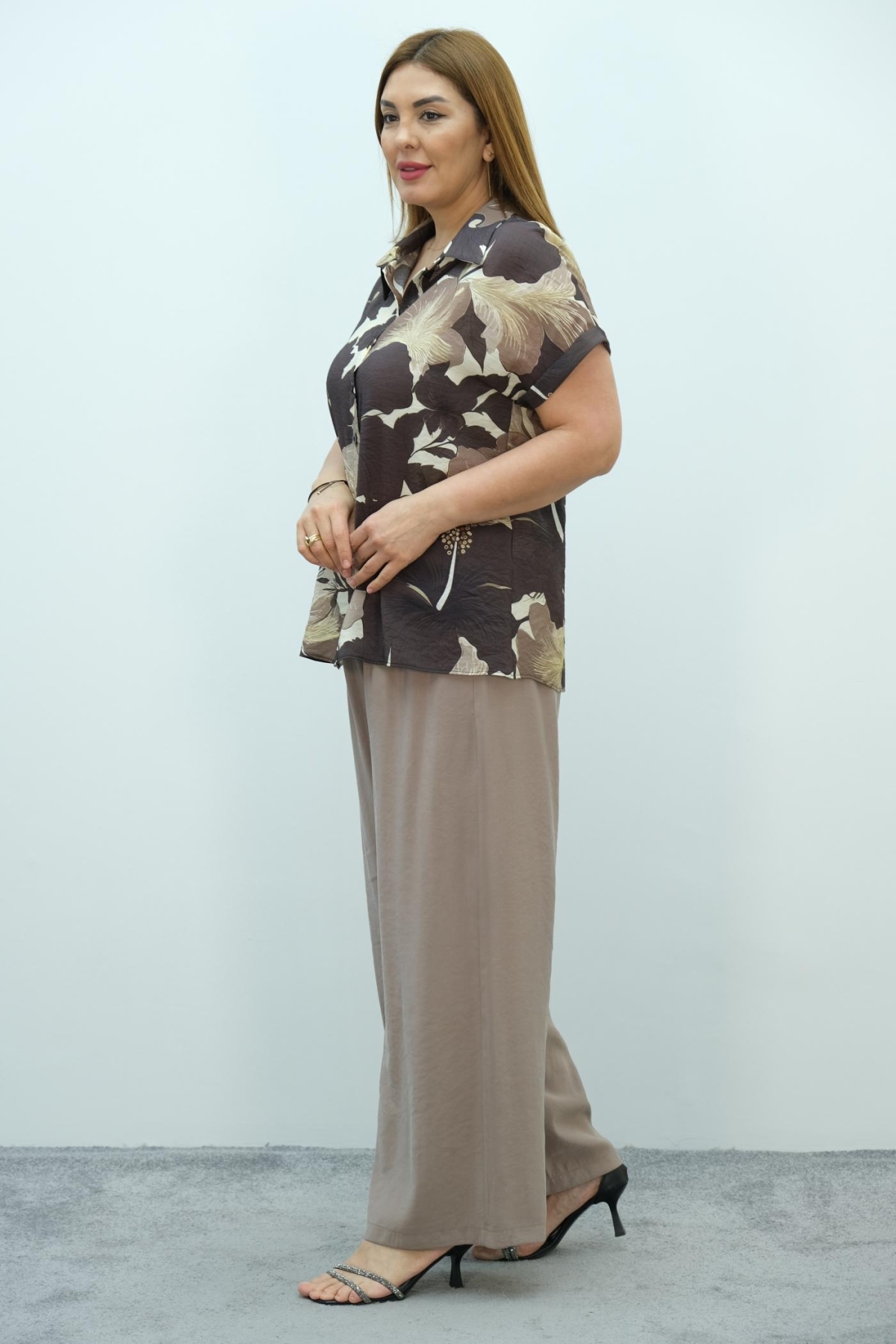 Plus Size Blouse and Pants Set-Brown