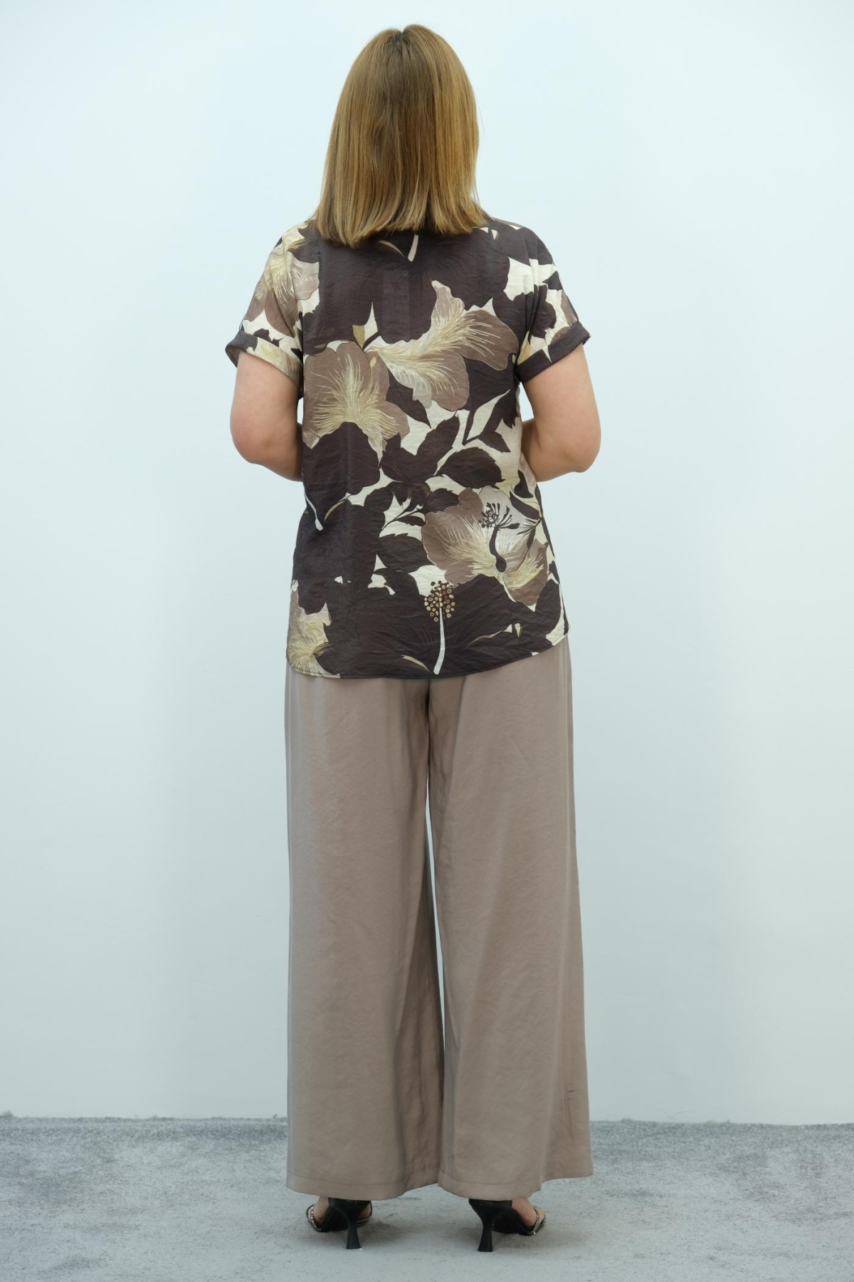 Plus Size Blouse and Pants Set-Brown