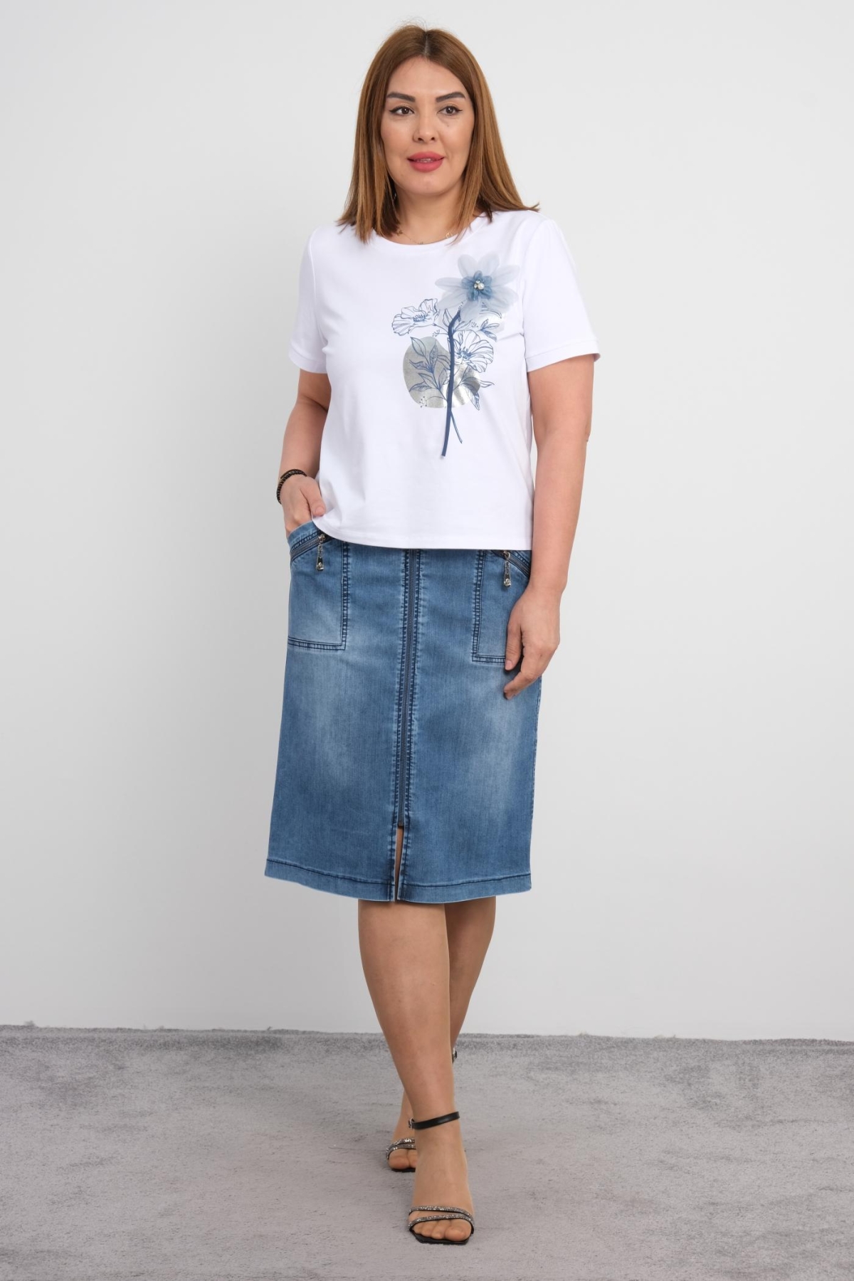 Plus Size Blouse and Skirt Set-White