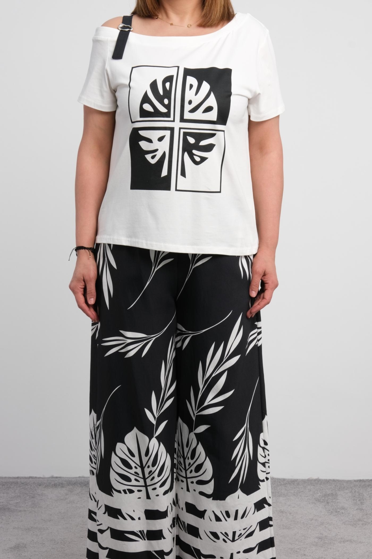 Plus Size Two-Piece Set-White