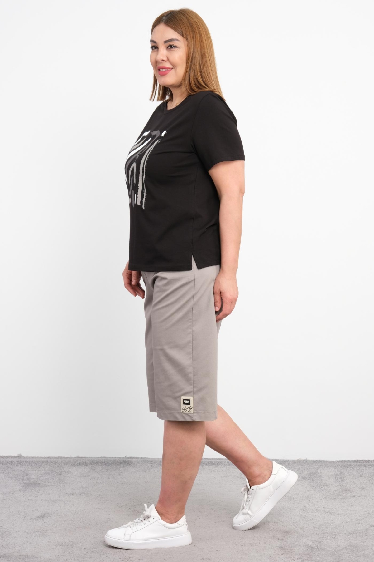 Plus Size Womens Two-Piece Sports Set-Black