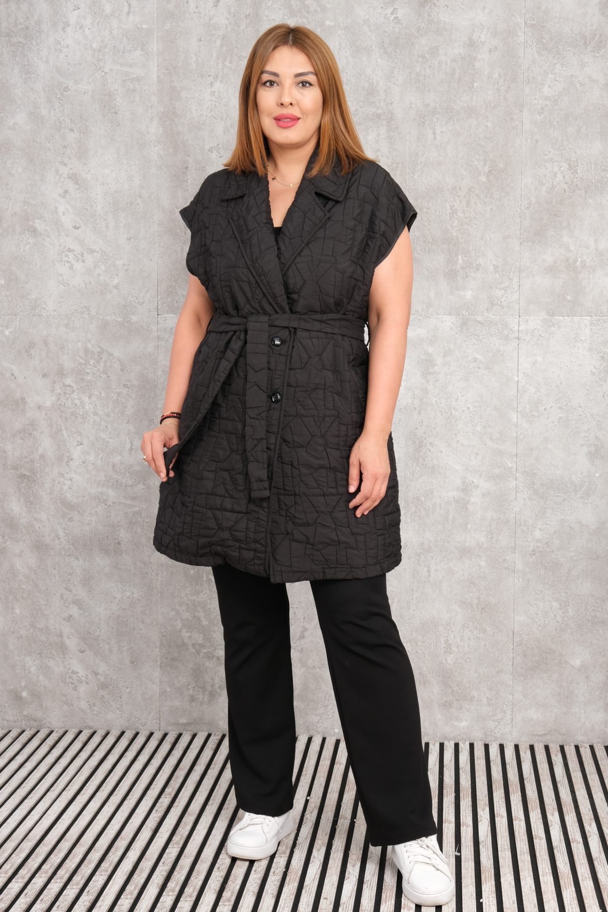 Super Plus Size Quilted Vest-Black