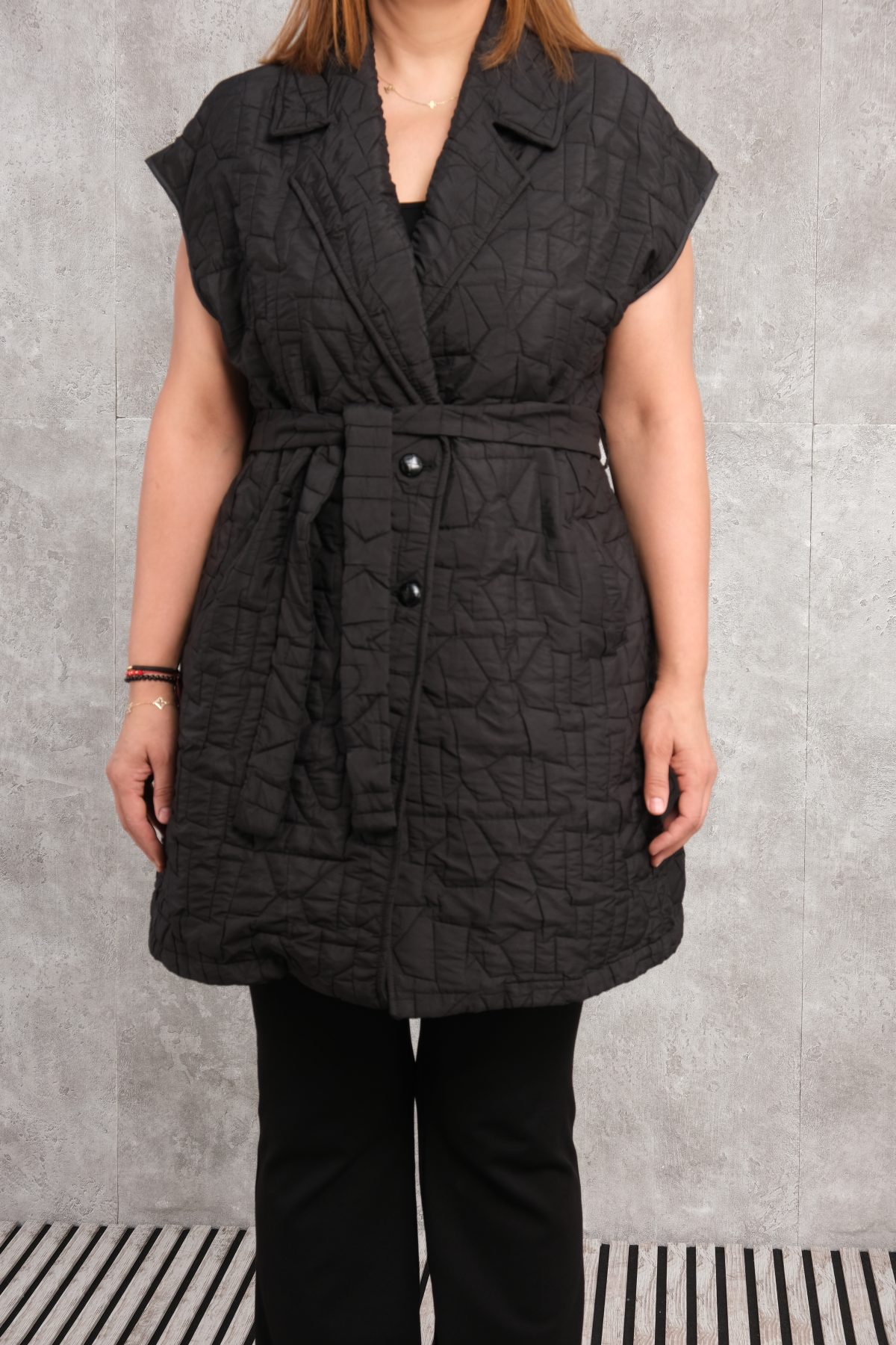 Super Plus Size Quilted Vest-Black