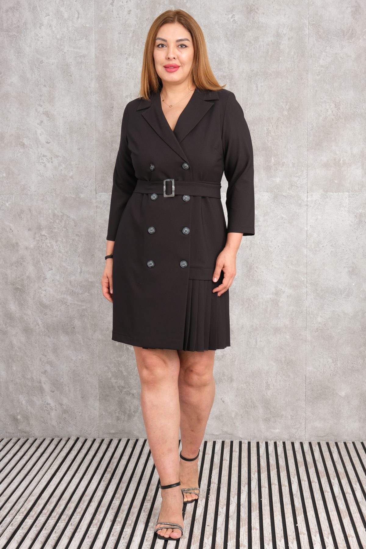 Plus Size Short Dress-Black