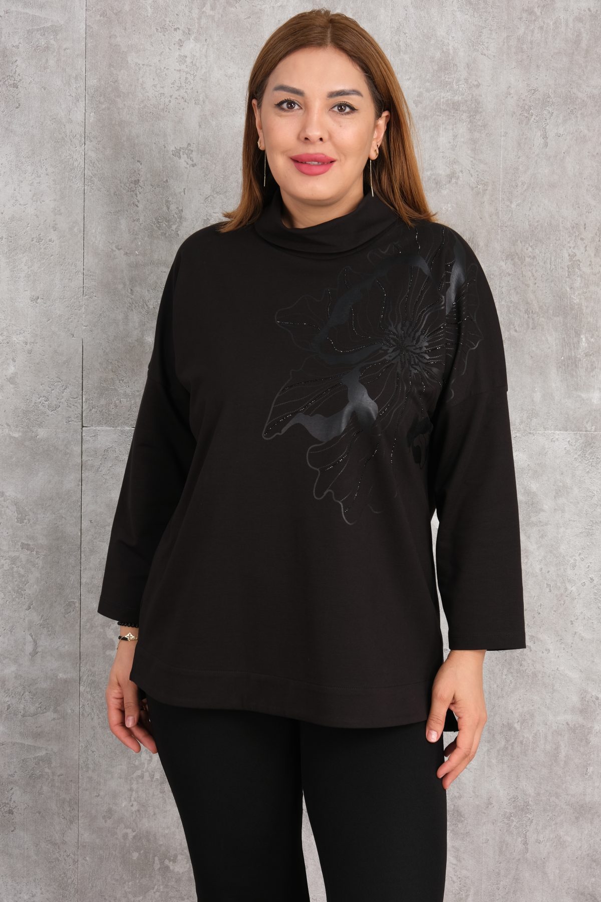 Super Plus Size Printed Blouse-Black