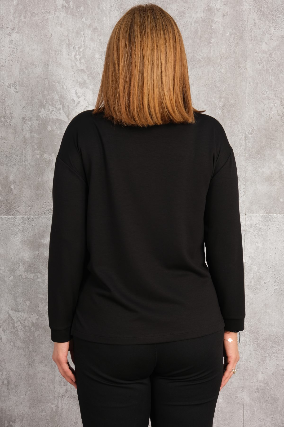 Plus Size Sports Blouse-Black